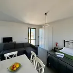 4 Balconi House-appartamento Panoramico A Lejlighed *