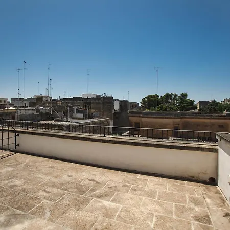 4 Balconi House-appartamento Panoramico A 莱切