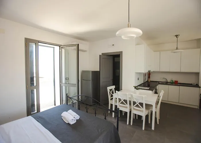 דירה 4 Balconi House-appartamento Panoramico A *